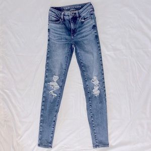 AEO Stretchy Skinny Jeans!! 🌙 sz 0